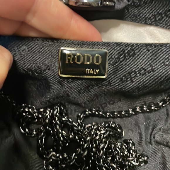 RODO satin Swarovski clutch shell evening bag / chain shoulder strap gunmetal - Picture 4 of 14